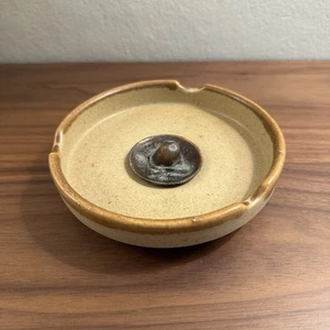 Vintage Mexican Stoneware Ashtray with Sombrero Center – Brown Glaze – No Chips - Picture 1 of 4
