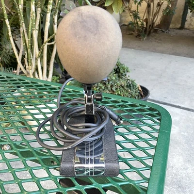 Heil PR-780 microphone with stand/wires  - Image 1 of 4