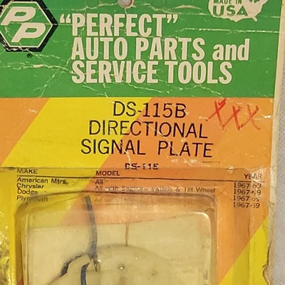 Placa de señal de giro direccional Ds-115b piezas perfectas vintage Chrysler Dodge 1967 Foto 1 de 2