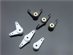 Servo de dirección de coche de radiocontrol medio brazo doble bocina de nailon L brazo pitman timón orificio Φ3 mm - Imagen 1 de 3