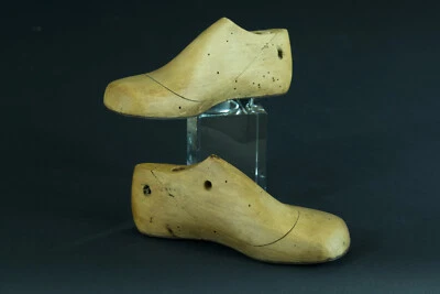 Rare et ancien Forme en bois sculpté Cordonnier Chaussure Mannequin Enfant 19e - Photo 1/4