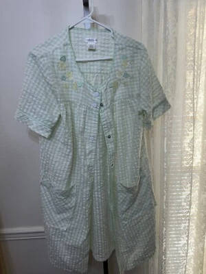 Bata grande Croft & Barrow verde blanco a cuadros Foto 1 de 4