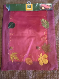 Fall St. Nicholas Square Christmas Table Runner 36" Felt Appliqued Leaves Acorns - Picture 1 of 7