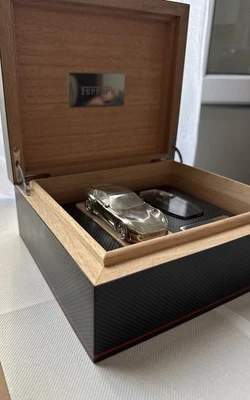 Ferrari 812 Superfast – Coffret de présentation d’origine (collector) - Photo 1/4