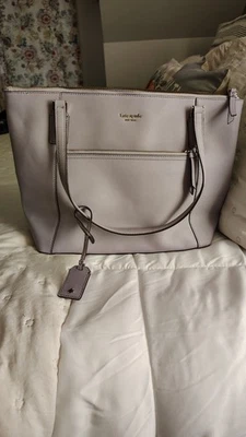 Bolso de Hombro Kate Spade New York Grande Púrpura Lavanda Lila Cuero Foto 1 de 4