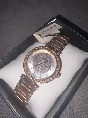 Reloj para mujer Juicy Couture 1901152 Luxe cristal acentuado tono oro rosa $225 Foto 1 de 4