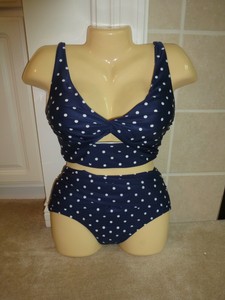 old navy polka dot swimsuit