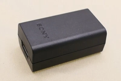 Adaptador Cargador Original Sony AC-UUE12 5.0V 1.5A Foto 1 de 4