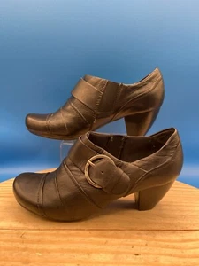 Baretraps Wedge Loafer TASHA Women's Sz 6M Black Leather Adjustable Strap - Picture 1 of 10