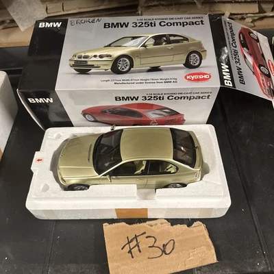 Kyosho BMW 325ti Compact -   1/18 08561R Mint - Image 1 of 4