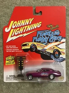 2002 Johnny Lightning TOM DANIELS THE FIEND Funny Cars w/ Start Tree NHRA 1/64 - Picture 1 of 8