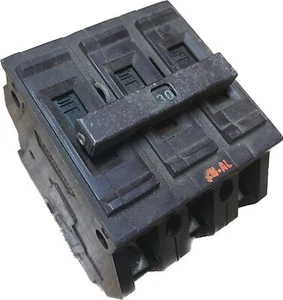 Wadsworth Circuit Breaker - 30A - 3 Pole - A330 - Picture 1 of 3