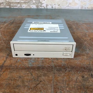 Samsung SC-140 40X IDE Internal CD-ROM Drive - WORKS - Picture 1 of 9