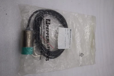 NEW PEPPERL & FUCHS 3RG4024-0KA00-PF / 3RG40240KA00PF SENSOR STOCK K3000CC - Image 1 of 2