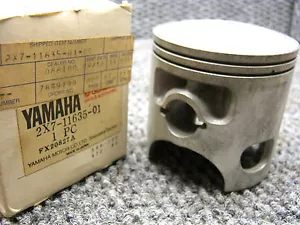 YAMAHA LOTE ANTIGUO/OEM 1a O/S .25 mm PISTÓN IT250F IT250G 1979 1980 2X7-11635-01 - Imagen 1 de 1