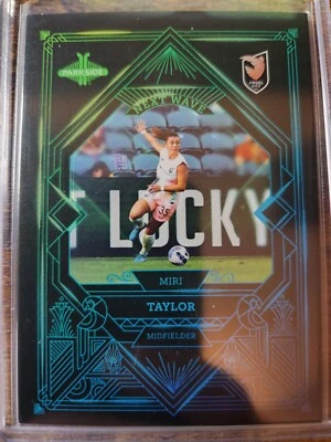 2022 NWSL Parkside Paramount Miri Taylor Next Wave 299/449 Rookie #12 Angel City - Image 1 of 2