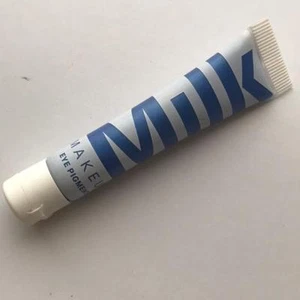 NUEVO EN CAJA Maquillaje Pigmento para Ojos Delineador de Sombras SESH Azul 0.34 fl oz / 10 mL - Imagen 1 de 1