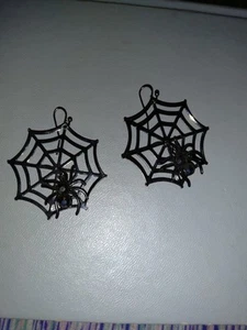 Pierced Earrings Spider Web And Spider Costume Jewelry - Picture 1 of 4