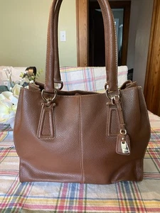 Vtg Liz Claiborne Brown Pebbled Faux Leather Shoulder Bag 5 Pocket - Picture 1 of 15