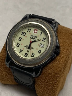 Vintage Swiss Army Watch Pre Owned Conditions New Battery Fair Condition - Image 1 of 4