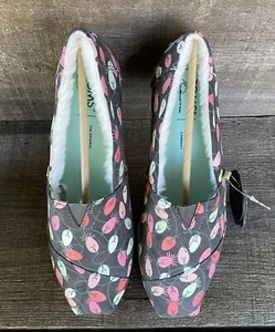 Zapatos Toms Alpargata Brillan en el Árbol Estampado Luces Mujer Talla 7 Forrados de Piel Nuevos en Caja - Imagen 1 de 10