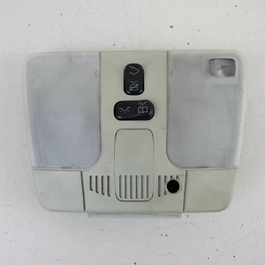 Plafoniera luce interna 2108202901 Mercedes Classe E W210 1995-03 usata (74991) - Picture 1 of 4