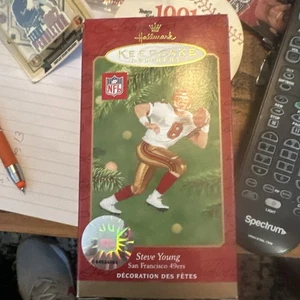 Hallmark Keepsake Ornament Steve Young San Francisco 49ers NFL Football Legend - Imagen 1 de 1