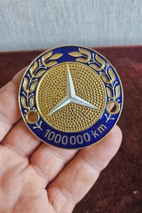 VINTAGE ENAMEL AUTOMOBILE CAR BADGE # MERCEDES BENZ 1.000.000 KM - Picture 1 of 5