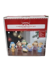 Nativity Set 7 Piece Figurines Mother Mary Joseph Baby Jesus Angel Three Wisemen - Picture 1 of 5