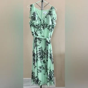 ELLE WOMEN'S DRESS SIZE L FLORAL GREEN SLEEVELES V NECK LINED HIDDEN BACK ZIPPER - Picture 1 of 11
