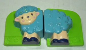Leap Frog Fridge Farm Barn Magnetic Animal Part Blue Sheep 2004 Older version - Picture 1 of 2