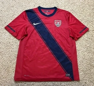 Team USA Men's Nike Dri Fit 2011 Away Red Kit Jersey Shirt Size Medium M Worn - Picture 1 of 6