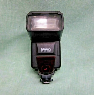 Sigma EF-500 DG ST Mount Flash - Image 1 of 4