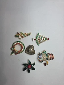 Vintage Christmas FUN Brooch Lot - Picture 1 of 9