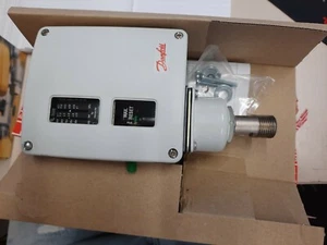 Danfoss Pressostat RT30AB Pressure Control 1-10 Bar- 017-518866 Neu - Bild 1 von 2