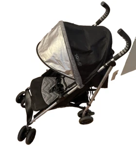 Preowned Summer Infant 3D Lite Stroller Black with Hood Locking Wheels Padded - Picture 1 of 24