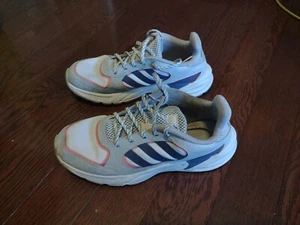 Damen 90er Jahre inspiriert Adidas Valasion sportliche Laufschuhe Turnschuhe Größe 9 - Bild 1 von 4