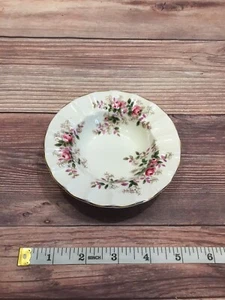 Cenicero Royal Albert England Lavanda Rosa Vintage Hueso China Plato Baratija - Imagen 1 de 2