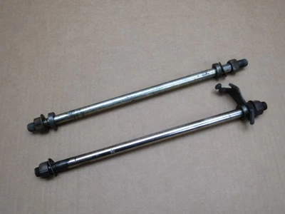 Tacos y espaciadores motor BMW R100RS 48.900 millas (7566) Foto 1 de 4