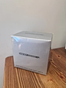EMPTY BOX - NINTENDO GAMEBOY ADVANCE SP CONSOLE SILVER + INSERTS & MANUALS - Afbeelding 1 van 9