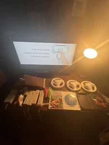 Large Nintendo Wii bundle - Everything tested and working - Picture 1 of 1