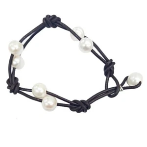 Bracelet 7 CULTIVATED PEARLS 10 mm, Brown Natural Leather. Model XARXA - Picture 1 of 4