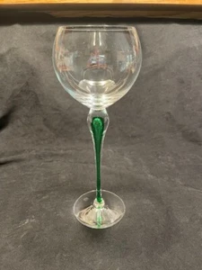 Mikasa Julliard Emerald Tear Drop Hand blown wine 10 1/4" - Picture 1 of 3