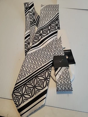 Corbata estilo bolsillo John Sparks blanca y negra para hombre  Foto 1 de 4