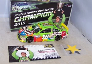 1:24 ACTION 2015 #18 M&M'S CRISPY SPRINT CUP SERIES CHAMPION KYLE BUSCH 1/2749 - Picture 1 of 9