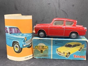 Spot On #213: Ford Anglia with Original Box and Data Card - Picture 1 of 8