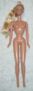 Mattel 1998 Rose Princess Pull String Up Hair Do Blond Barbie Doll