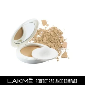Lakme Perfect Radiance Compact SPF 23 - 01 Classic Ivory - Picture 1 of 7