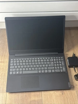 Ordinateur Lenovo Ideapad S145-15AS - Pour pièces - HS - Clignote blanc - Photo 1/4