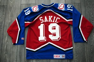 VTG COLORADO AVALANCHE CAPTAIN JOE SAKIC #19 "C" CCM HOME NHL JERSEY MENS SMALL - Picture 1 of 13